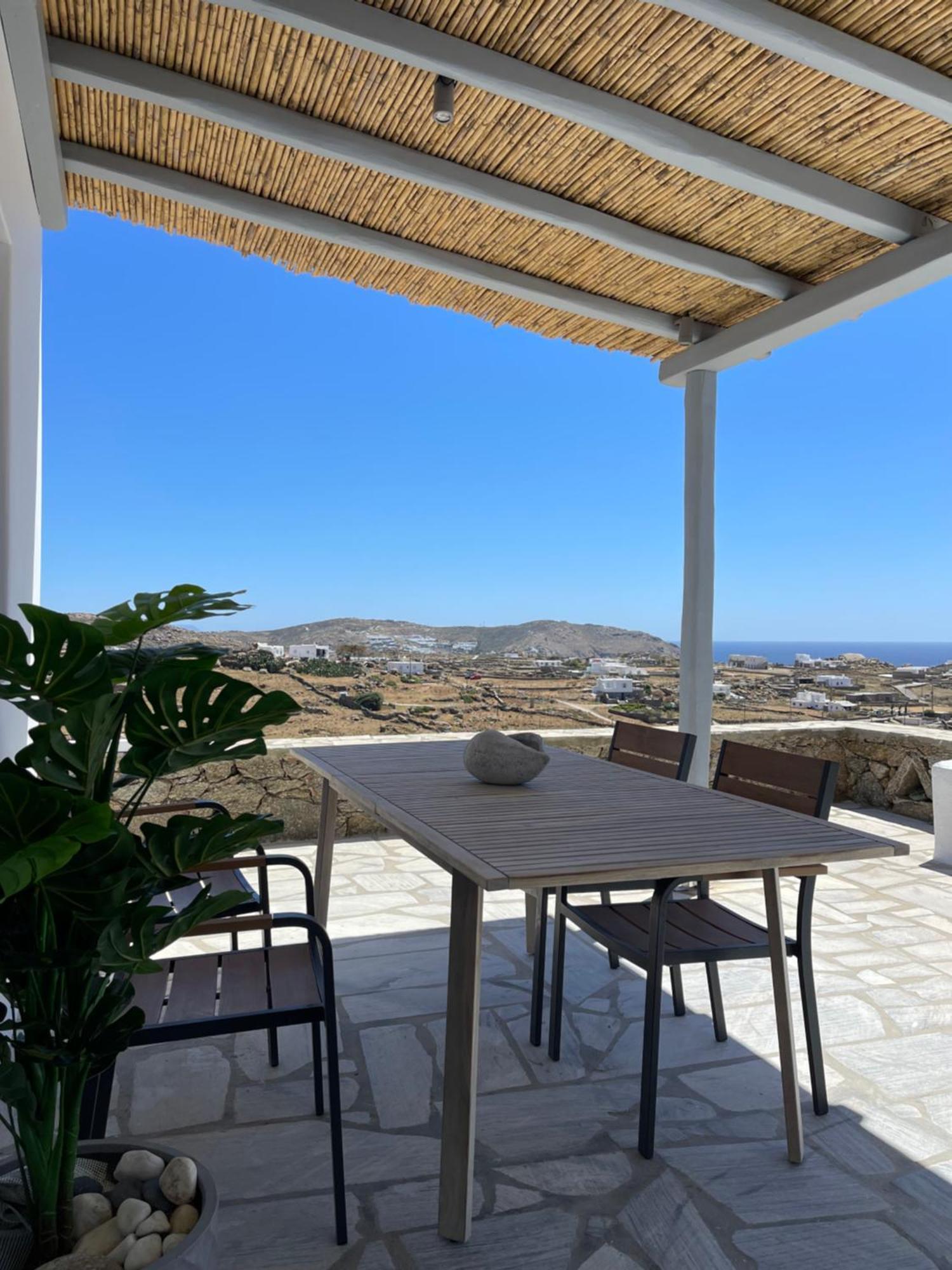 Villa Agyra House *